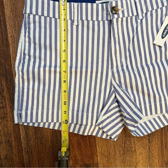 ✨Old Navy Everyday Shorts✨ - Picture 4 of 9